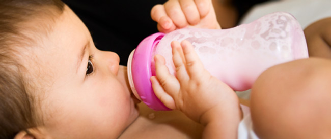 Alimentación bebé: de la leche a los cereales